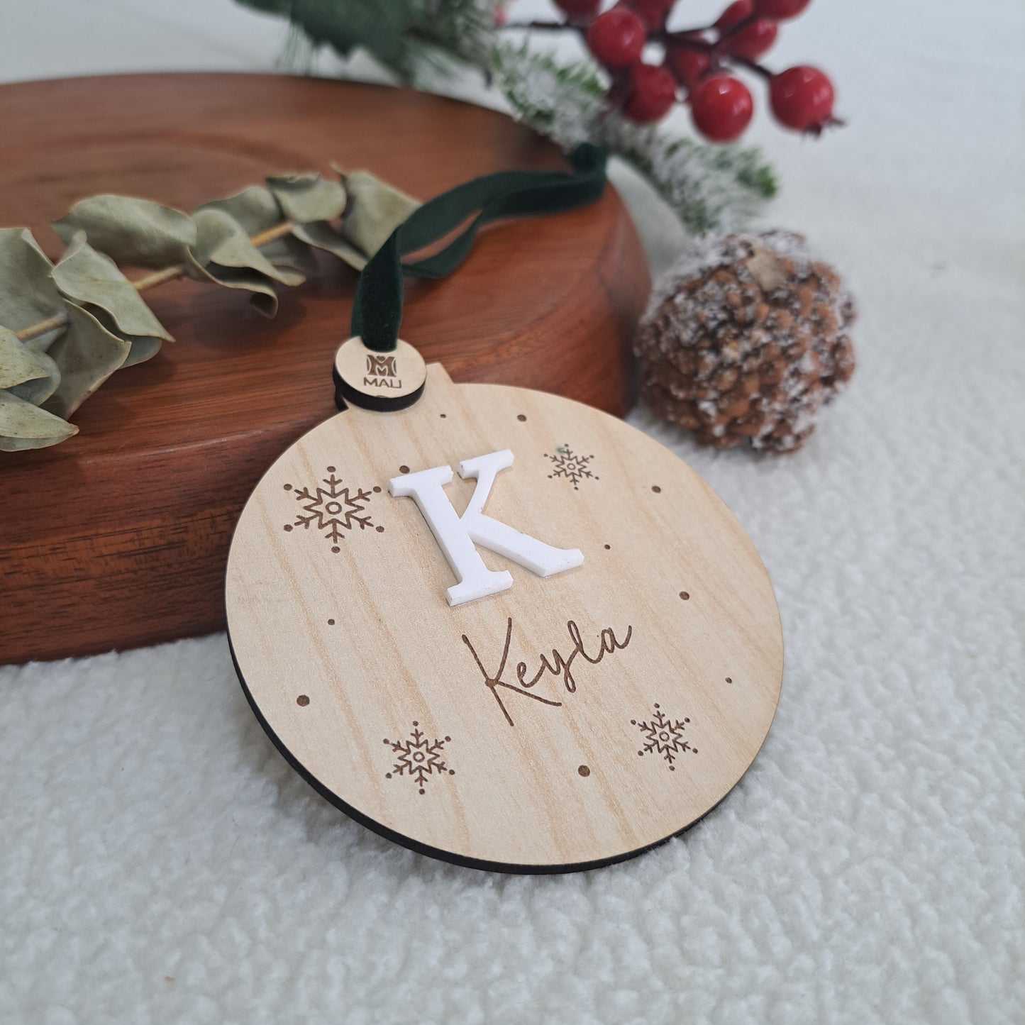 Bola de navidad personalizada: Inicial con nombre