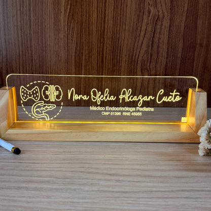 ⚕️Portanombre Iluminado Personalizado para Escritorio | Profesionales