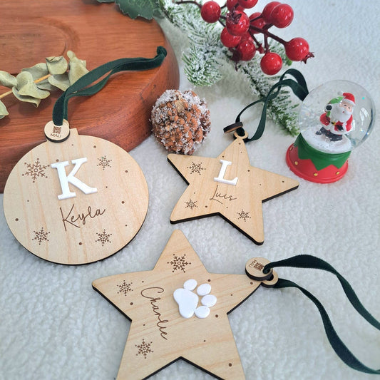 Bola de navidad personalizada: Inicial con nombre